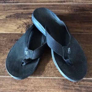 Chaco flip flops